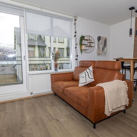 Charming Deluxe Apartment Akureyri Phòng bức ảnh