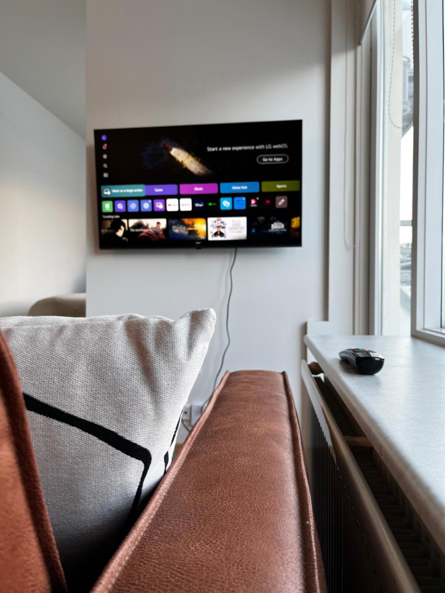 Charming Deluxe Apartment Akureyri Ngoại thất bức ảnh