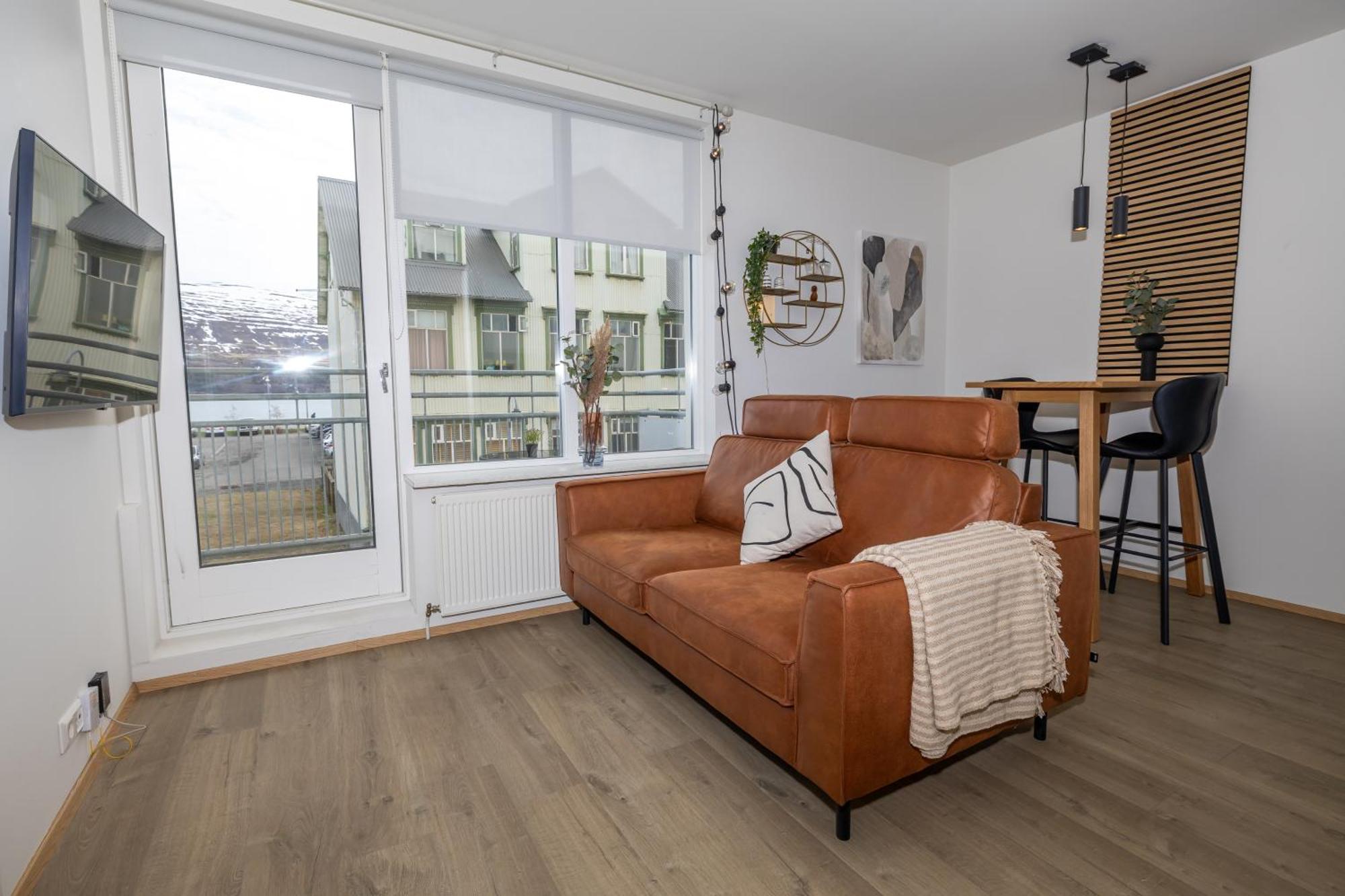 Charming Deluxe Apartment Akureyri Phòng bức ảnh