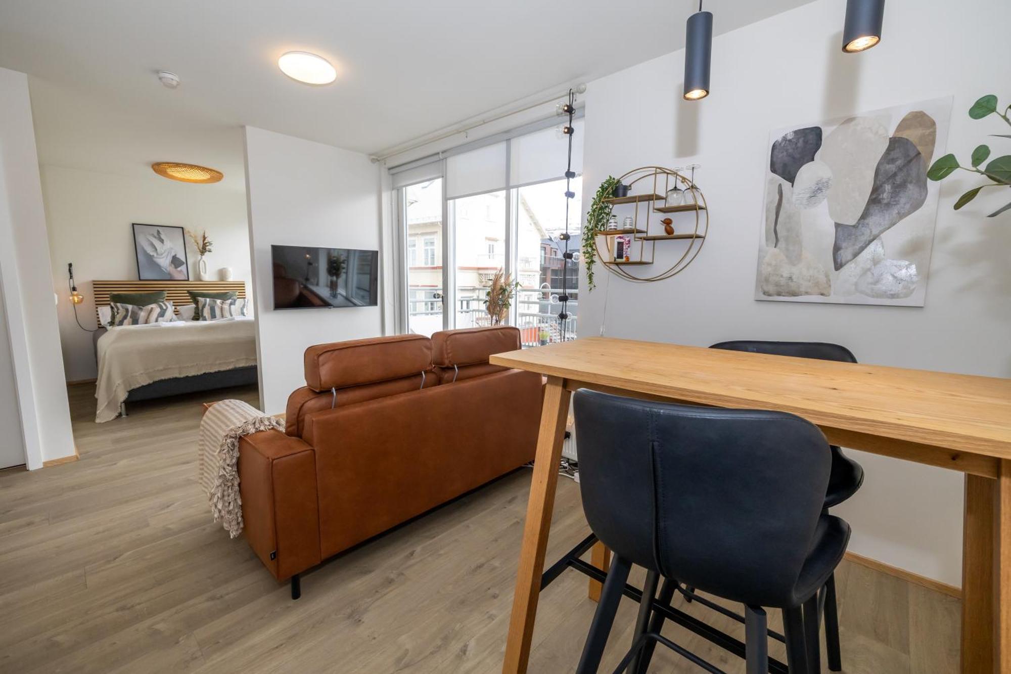 Charming Deluxe Apartment Akureyri Phòng bức ảnh