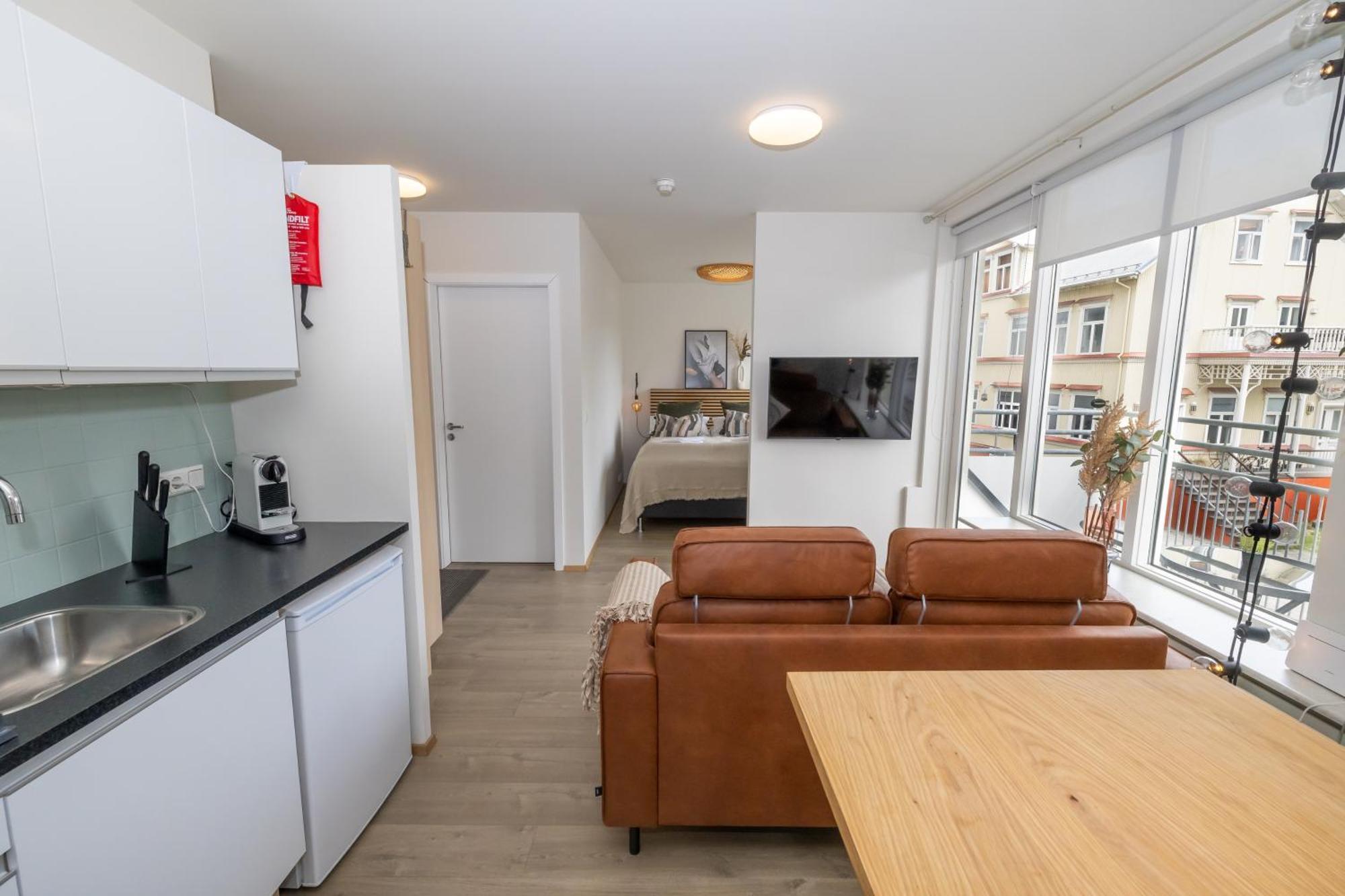 Charming Deluxe Apartment Akureyri Phòng bức ảnh