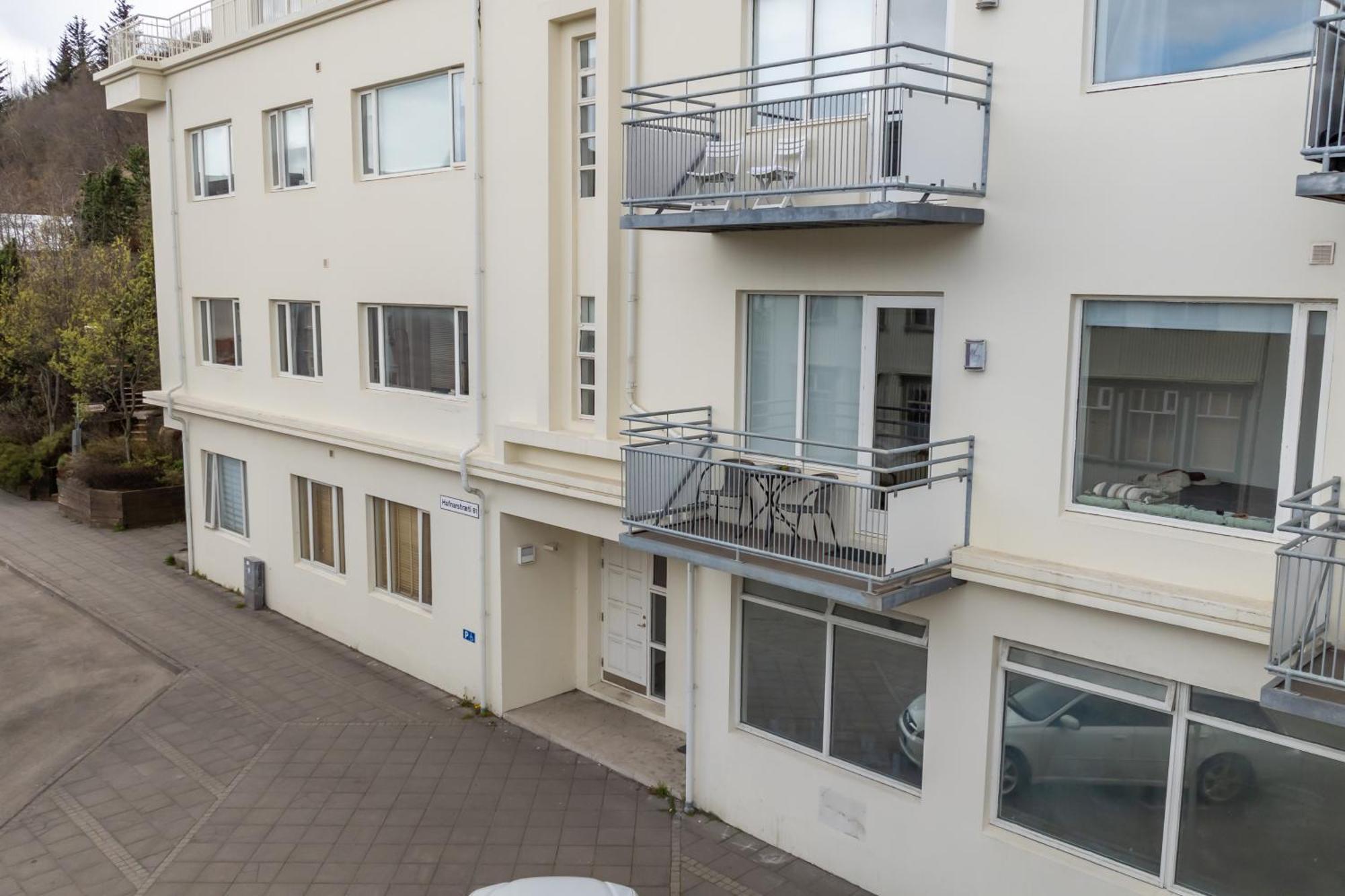 Charming Deluxe Apartment Akureyri Phòng bức ảnh